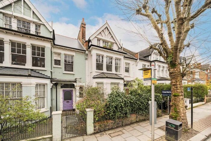 2 Bedroom Flat To Rent In Muswell Hill Road, London, N10
