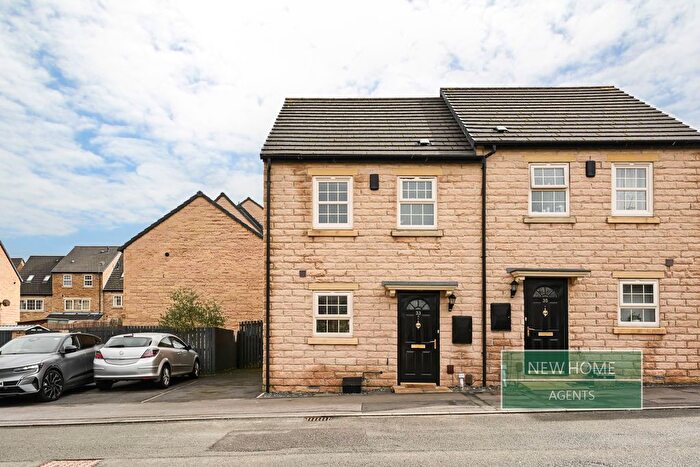 3 Bedroom Semi Detached House For Sale In Norfolk Avenue, Huddersfield, HD2