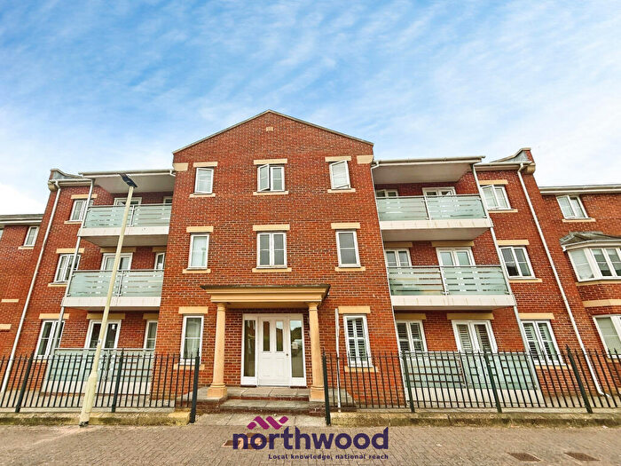 2 Bedroom Flat To Rent In Heraldry Way, Kings Heath, Exeter, EX2