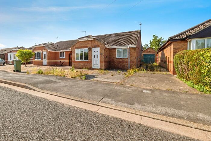 2 Bedroom Detached Bungalow For Sale In Aldergrove Crescent, Lincoln, LN6
