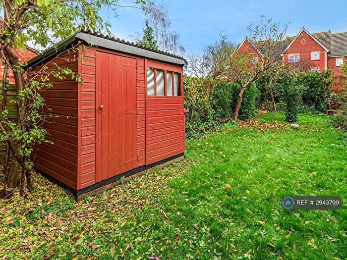 4 Bedroom Semi-Detached House To Rent In Margaret Road, Guildford, GU1