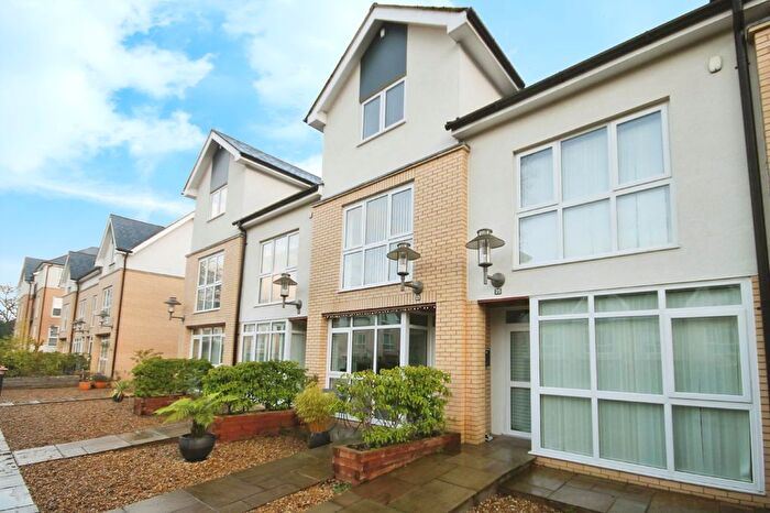 3 Bedroom Detached House To Rent In Dundreggan Gardens, Didsbury, Manchester, M20