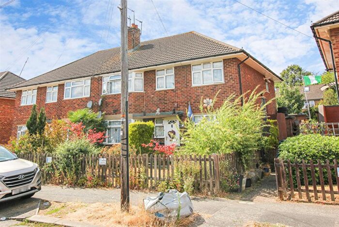 2 Bedroom Maisonette For Sale In - Cora Road, Kettering, NN16