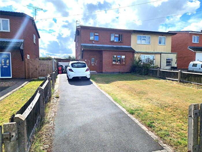 3 Bedroom Semi-Detached House For Sale In Hensons Lane, Thringstone, Coalville, Leicestershire, LE67