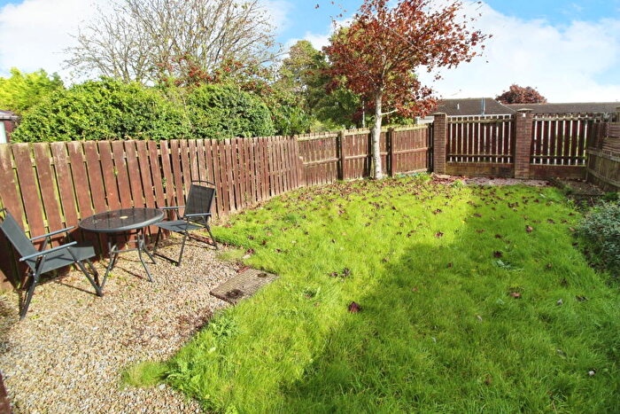 2 Bedroom Semi-Detached House For Sale In Turner Close, Ryton, NE40