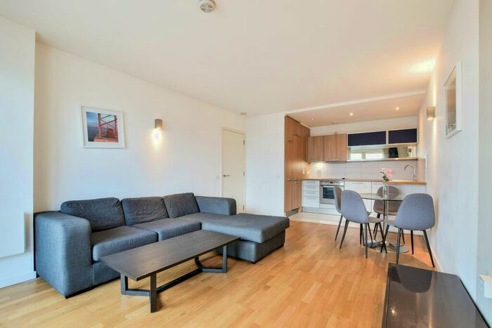2 Bedroom Apartment To Rent In Skyline Central, Goulden Street, Manchester, M4