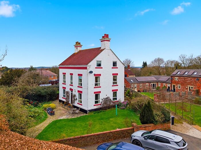 5 Bedroom Detached House For Sale In Hayes Lane, Swanwick, DE55