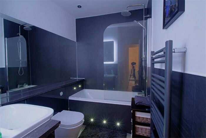 2 Bedroom Apartment To Rent In Jacobins Chare, Newcastle Upon Tyne, Tyne And Wear, NE1