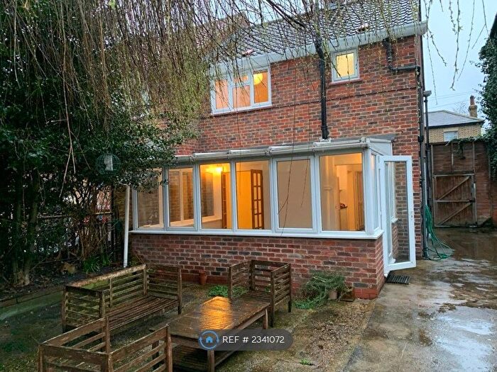 3 Bedroom End Of Terrace House To Rent In Blenheim Grove, Peckham, SE15