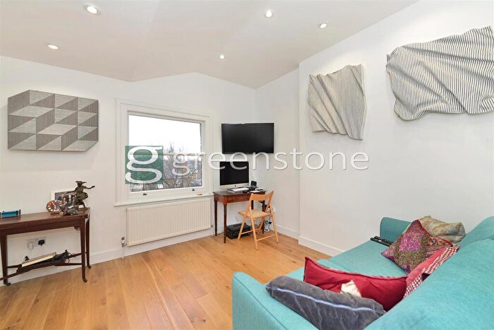 1 Bedroom Apartment For Sale In Belgrave Gardens, St Johns Wood, NW8