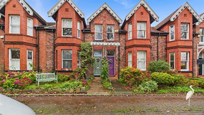 4 Bedroom Terraced House For Sale In Holmlands Park North, Ashbrooke, Sunderland, SR2