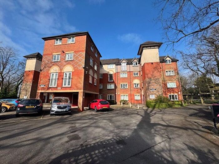 2 Bedroom Flat To Rent In Prestbury Court, Longley Road, Manchester, M28