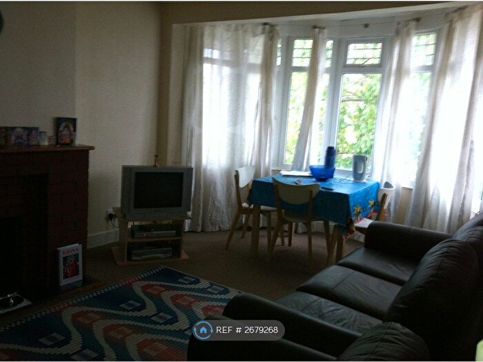 1 Bedroom Flat To Rent In Rusland Park Road, Harrow, HA1