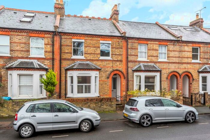 3 Bedroom Terraced House To Rent In Queens Road Windsor, SL4