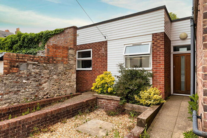 2 Bedroom Apartment For Sale In Glyde Path House, Dorchester, DT1