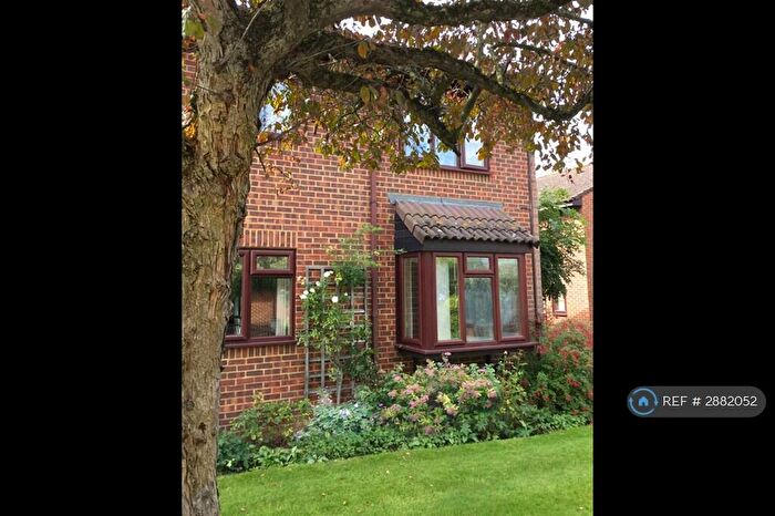 1 Bedroom Flat To Rent In Tarragon Drive, Guildford, GU2
