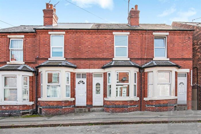 2 Bedroom Terraced House To Rent In Wordsworth Road, Nottingham, NG7