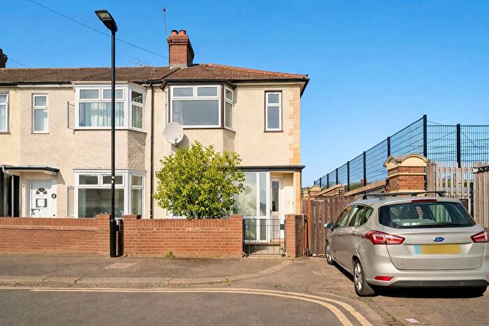 4 Bedroom End Terrace House To Rent In Gresham Road, Custom House, London, E16