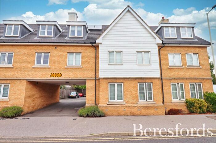 2 Bedroom Apartment To Rent In Springfield Road, CM2