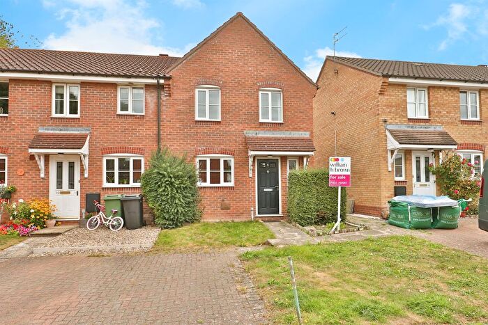 3 Bedroom End Terrace House For Sale In Fuller Close, Rackheath, Norwich, NR13