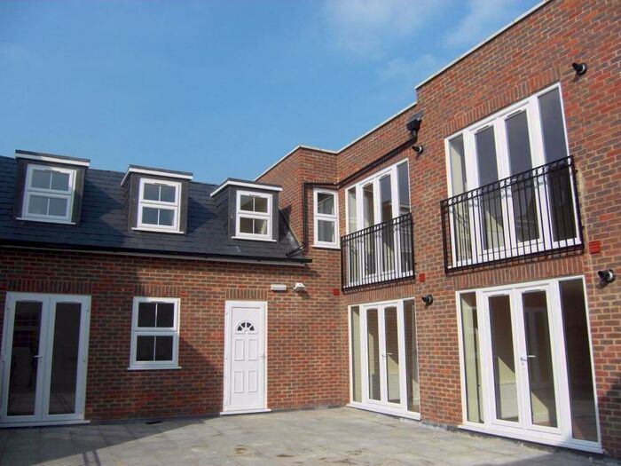 2 Bedroom Flat To Rent In Primrose Court, Darby Drive, Waltham Abbey, EN9