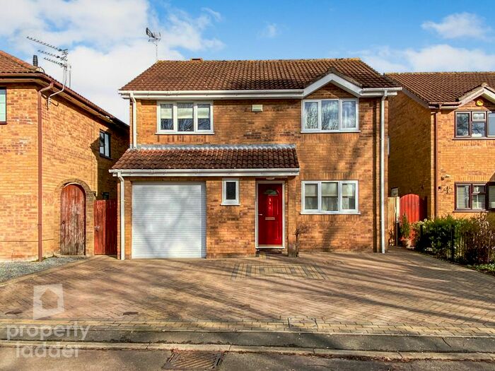 4 Bedroom Detached House For Sale In Bronde Close, Old Catton, Norwich, NR6