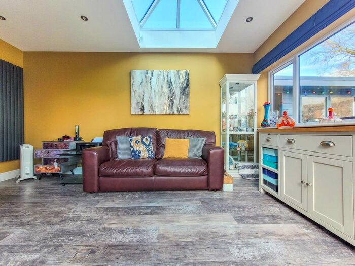 4 Bedroom Detached House For Sale In Oak Drive, Bredon, Tewkesbury, Gloucestershire, GL20