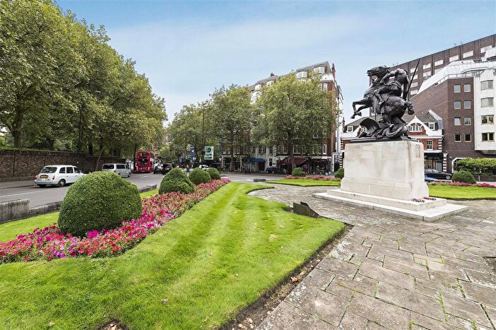 4 Bedroom Flat To Rent In Strathmore Court, Park Road, London, NW8