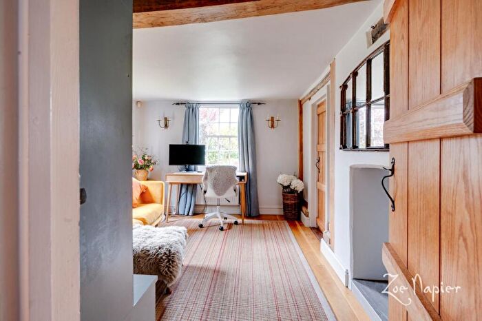 4 Bedroom Detached House For Sale In Burnham On Crouch, CM0