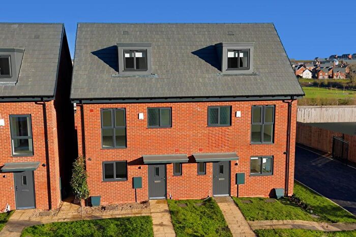 4 Bedroom House To Rent In Roundhouse Way, Wellingborough, NN8