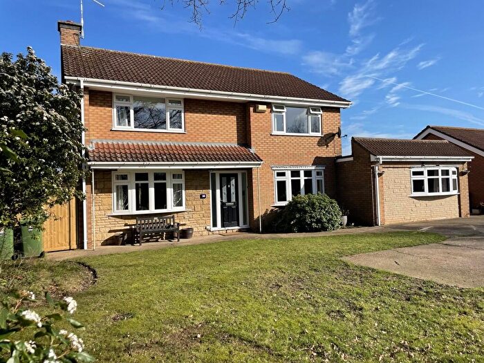 5 Bedroom Detached House For Sale In Benson Close, Doddington Park, LN6