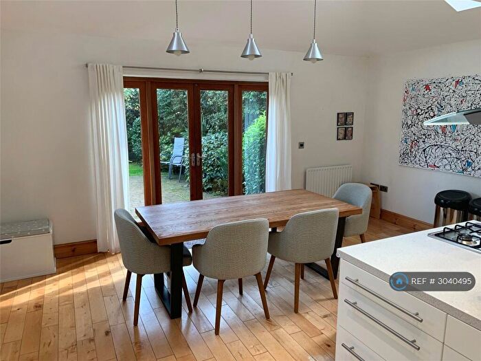 5 Bedroom Detached House To Rent In Black Horse Hill, Wirral, CH48