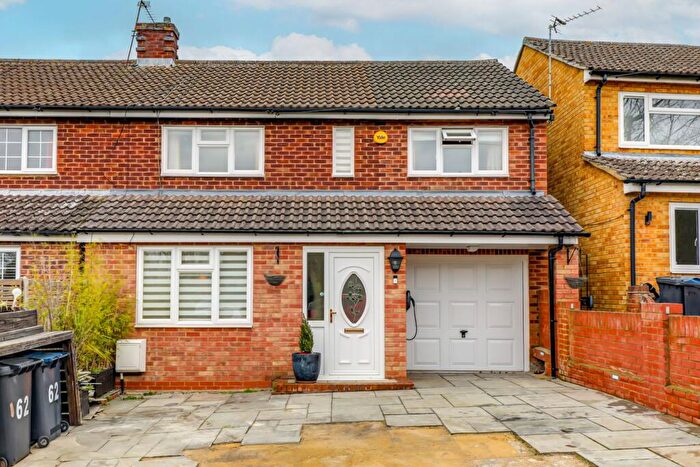 3 Bedroom Semi Detached House For Sale In Thorley Park Road, Bishop's Stortford, CM23