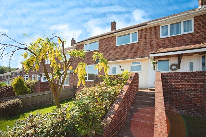 3 Bedroom Terraced House For Sale In Pelican Close, Rochester, Kent, ME2