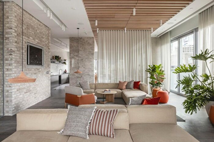 Studio To Rent In Nine Elms Lane, London, SW11