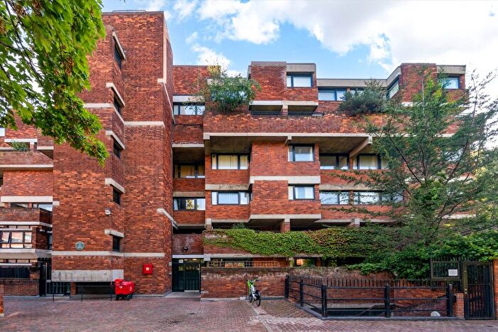 1 Bedroom Flat To Rent In Vauxhall Bridge Road, Pimlico, SW1V