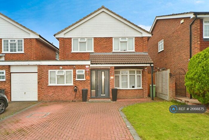 4 Bedroom Detached House To Rent In Lysander Way, Orpington, BR6
