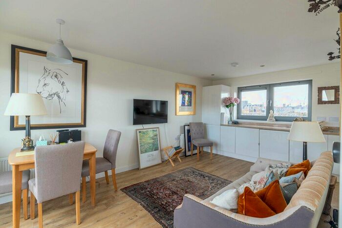 1 Bedroom Flat To Rent In Bagleys Lane, Fulham, SW6