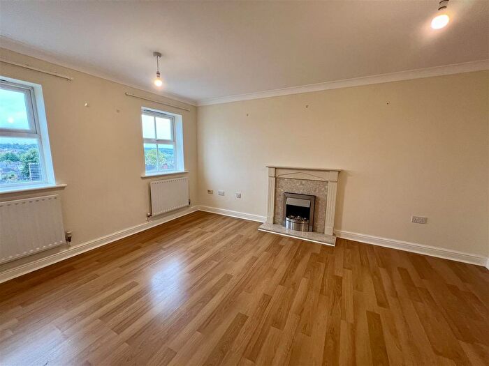2 Bedroom Flat To Rent In Spindle Court, Mansfield, NG19