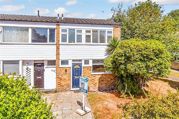 3 Bedroom End Of Terrace House For Sale In Highfield Green, Epping, Essex, CM16