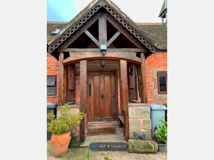 Studio To Rent In Oak Bank Barn, Broomhall, Nantwich, CW5
