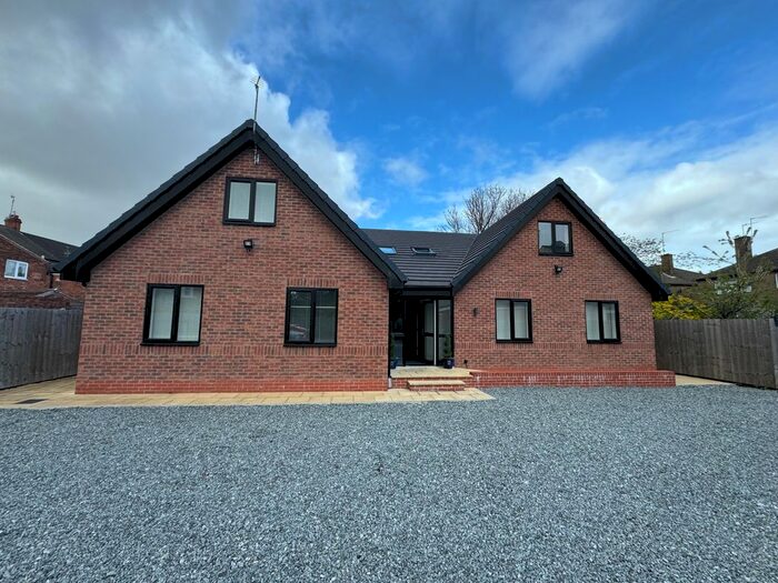 2 Bedroom Flat To Rent In Albany Street, Hull, HU3