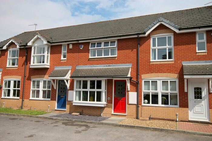 2 Bedroom Mews To Rent In Hadleigh Close, Great Sankey, Warrington, WA5
