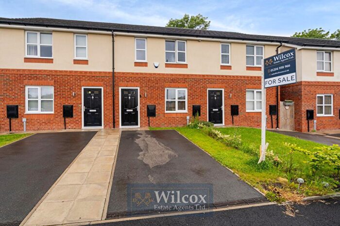2 Bedroom Terraced House For Sale In Elderfield Road, Bolton, BL3