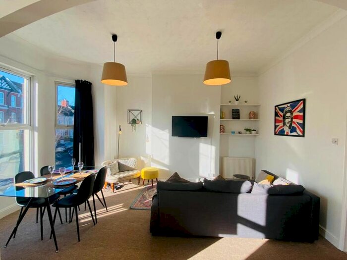 1 Bedroom Flat To Rent In Priory Avenue, Hastings, TN34