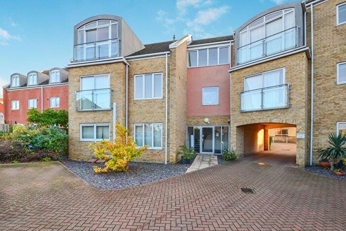 2 Bedroom Flat For Sale In Shepherd Drive, Eynesbury, PE19