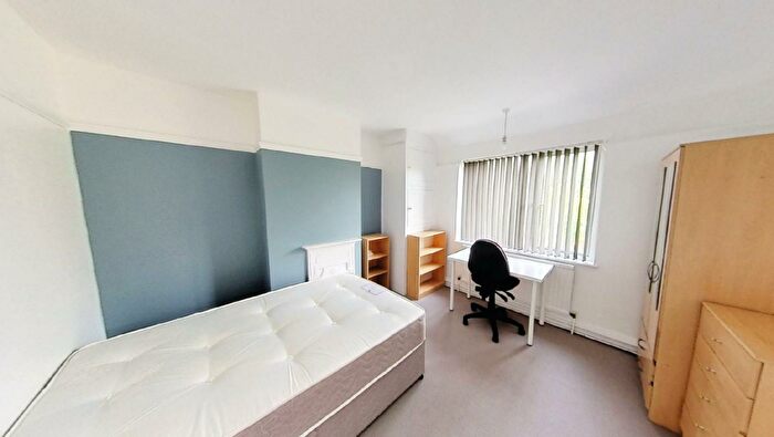 4 Bedroom House To Rent In Queens Road, Leicester, LE2