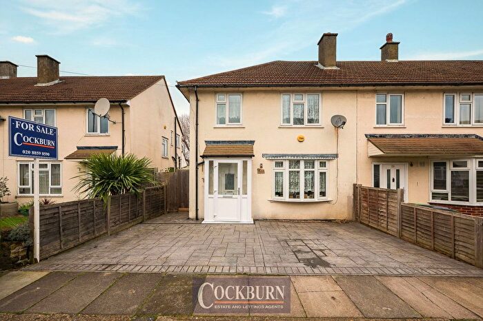3 Bedroom Terraced House For Sale In Littlemede, Mottingham, SE9