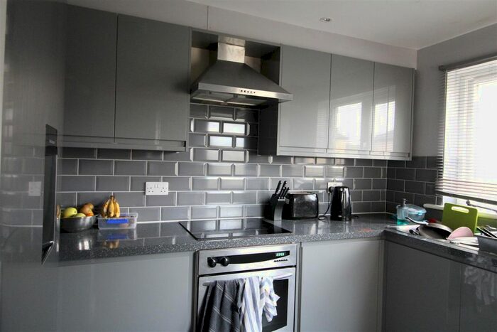 4 Bedroom Property To Rent In Allandale Gardens, Lancaster, LA1