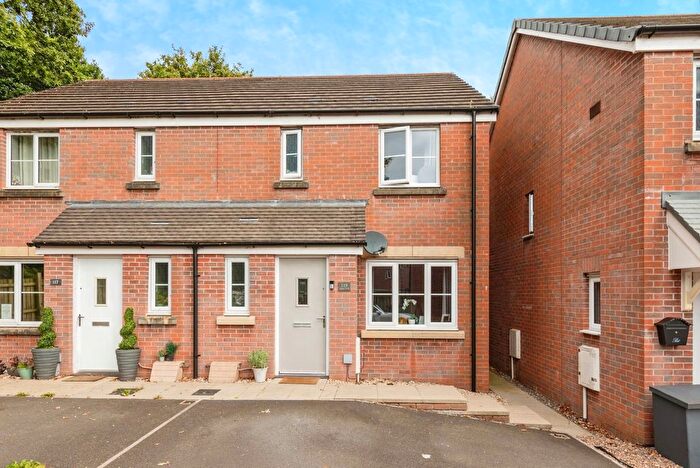 3 Bedroom Semi-detached House For Sale In Maes Pedr, Carmarthen, Carmarthenshire, SA31